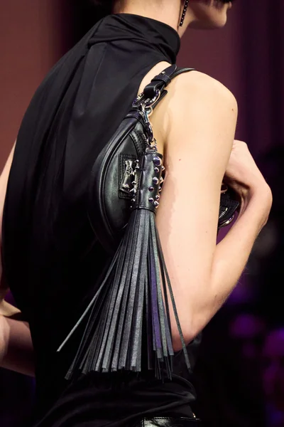Look 17